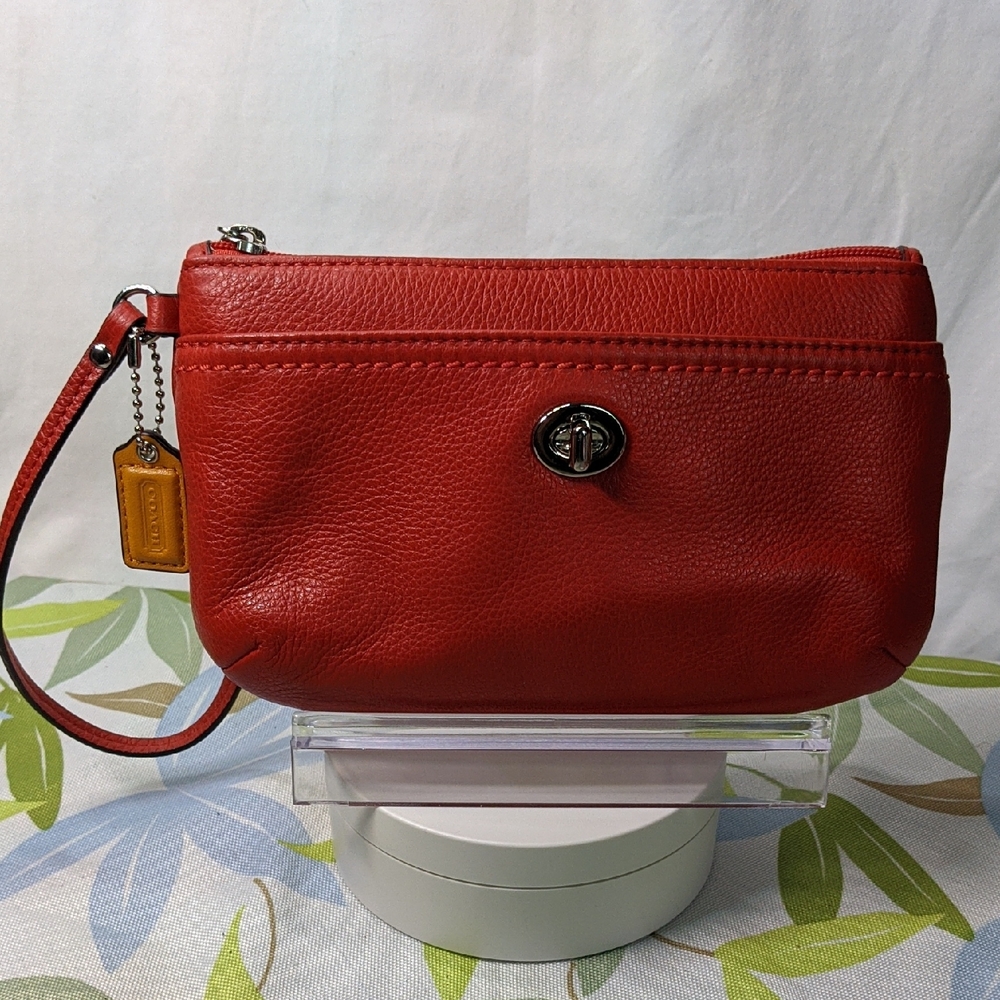 Coach Park Medium Wristlet, Vermillion Pebbled Leather F49472, NWOT